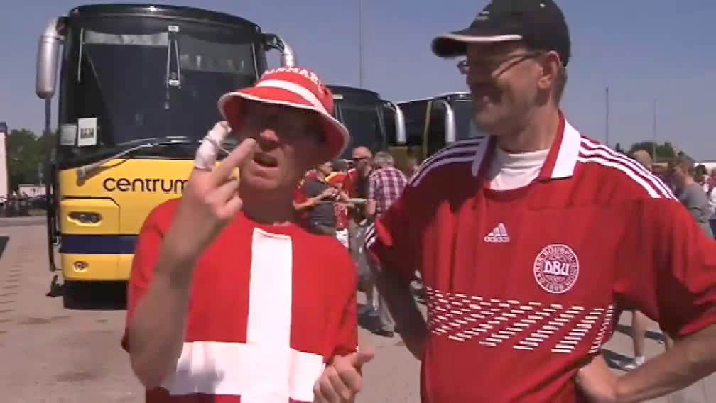Klik for at se videoen "Roligans på tur"