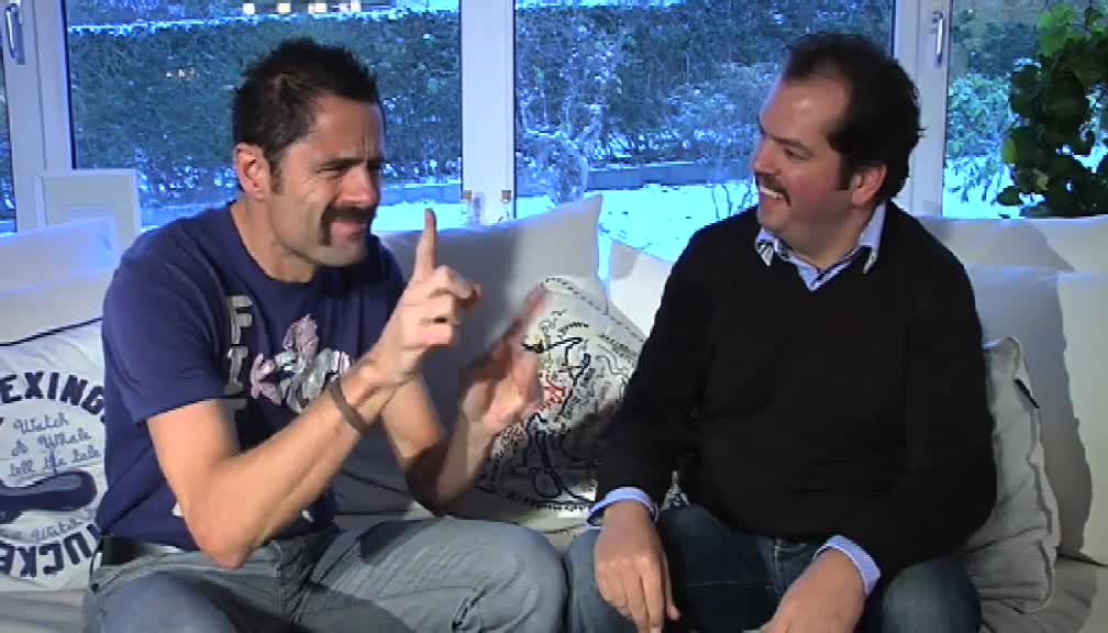 Klik for at se videoen "Movember "