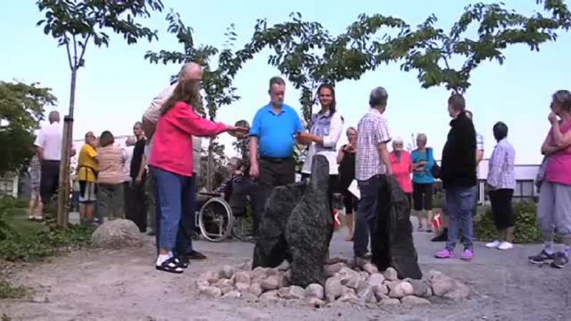 Klik for at se videoen "Haven i Solglimt"