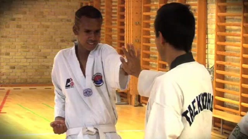 Klik for at se videoen "Taekwondo"