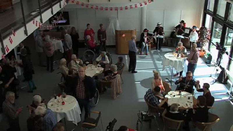 Klik for at se videoen "Ulleruphus 40 års jubilæum"