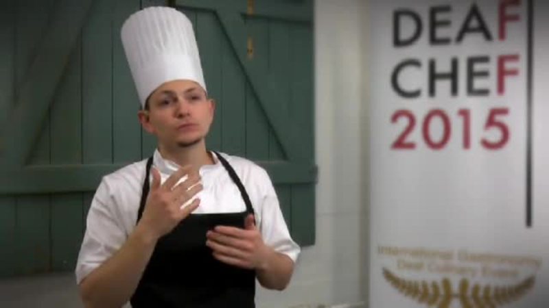 Klik for at se videoen "Deaf Chef 2015"