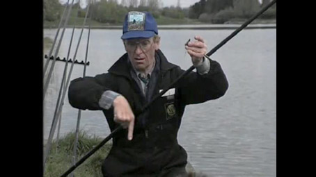 Klik for at se videoen "På medefiskeri med rødtop"