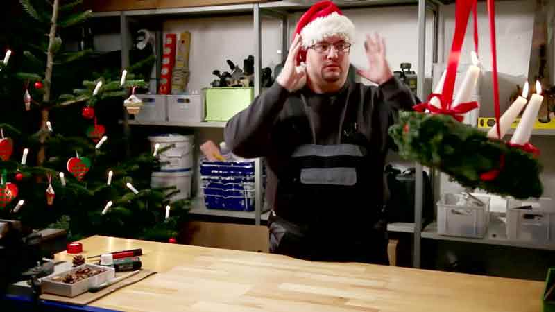 Klik for at se videoen "Juletips & tricks: En brandgod idé"