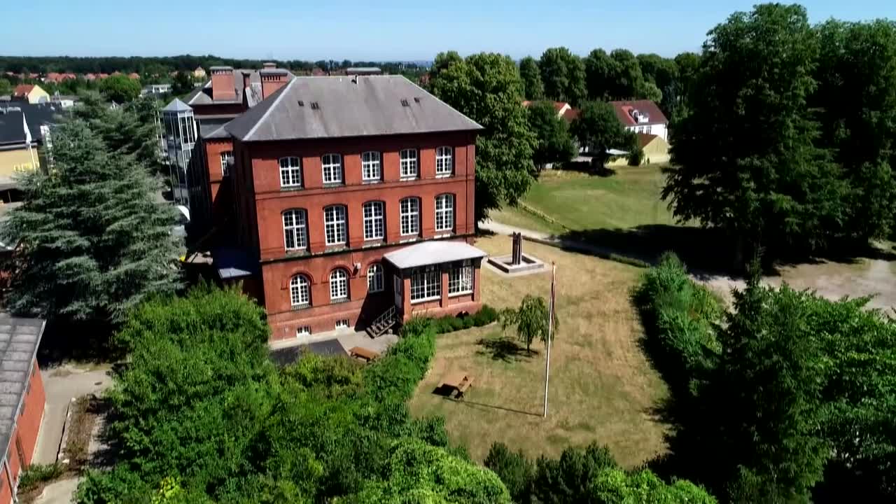 Klik for at se videoen "Dengang på Nyborgskolen (6:6)"