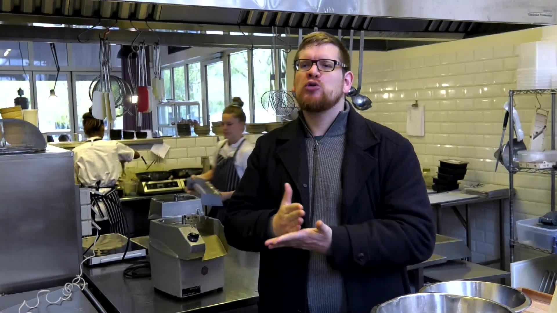 Klik for at se videoen "Når livet knækker: Bageren som blev allergisk"