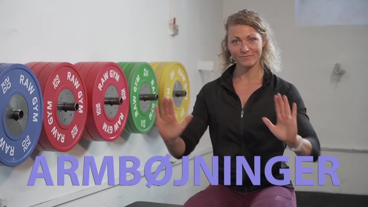 Klik for at se videoen "Fitnessøvelse: Armbøjninger"