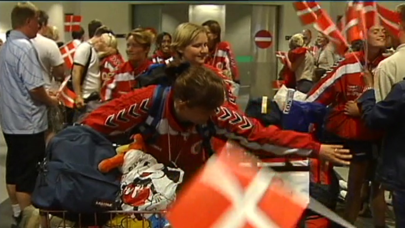 Klik for at se videoen "2004 - Viften 17"