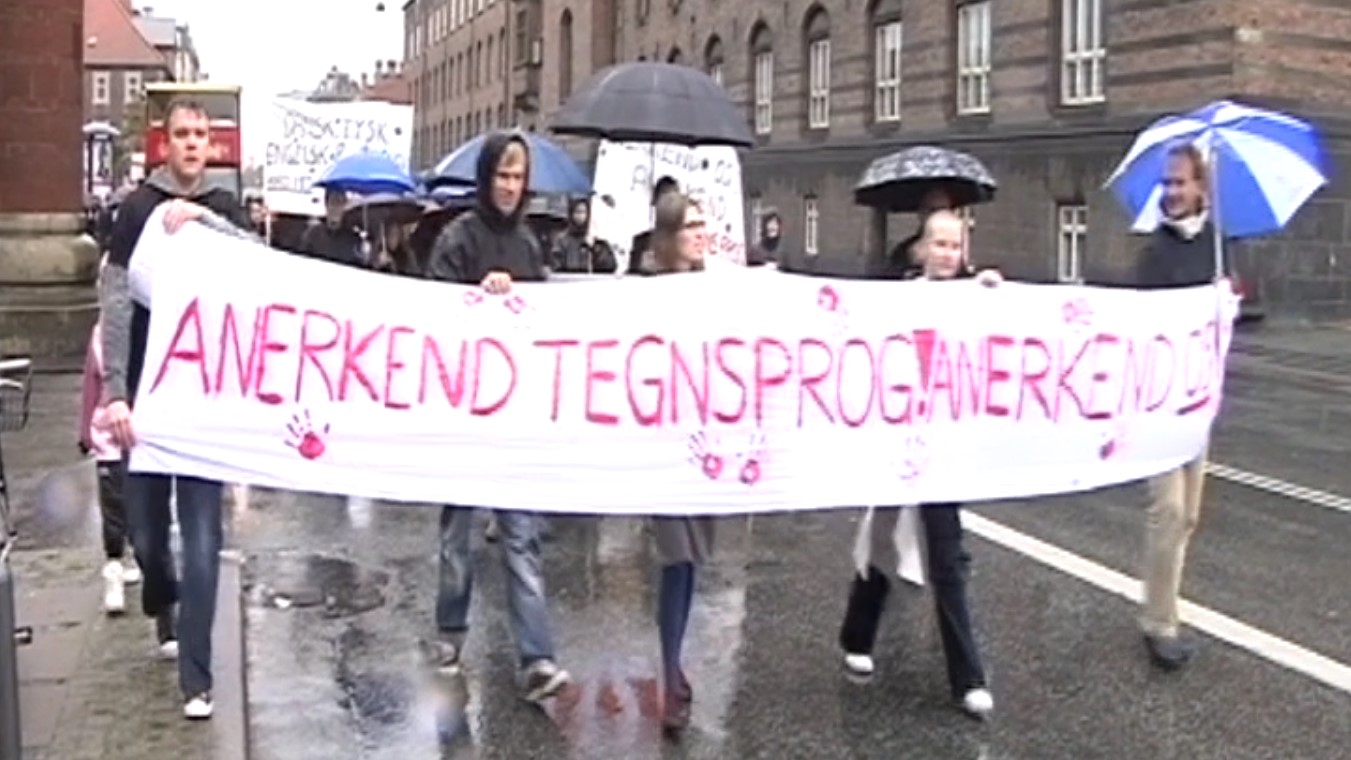 Klik for at se videoen "Hele Tidens Tegn den 17. november 2007"