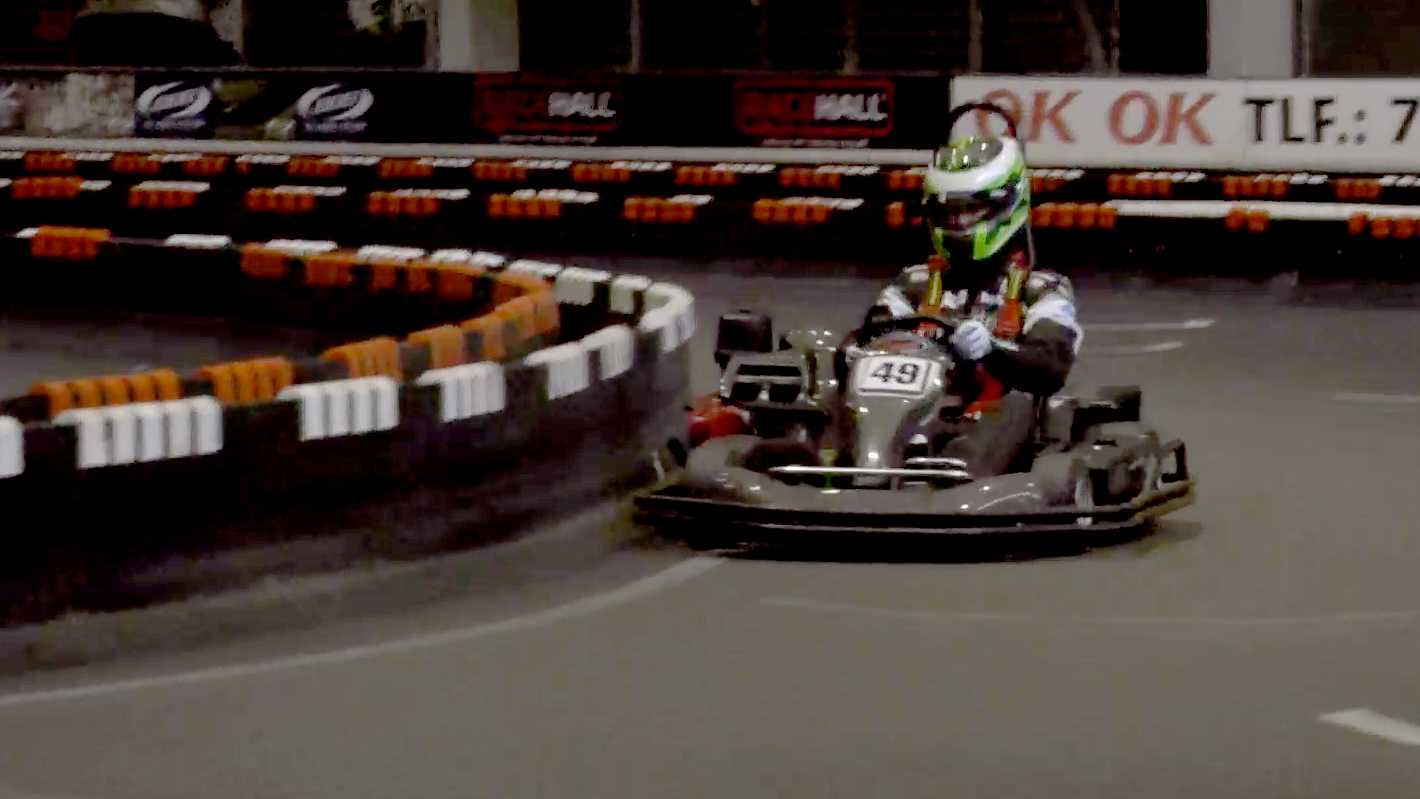 Klik for at se videoen "Gokartkøreren Ian Andersen satser på E-sport"